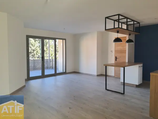 Saint-Germain-Laval 42260 – Location appartement 4&nbsp;pièces 3&nbsp;chambres