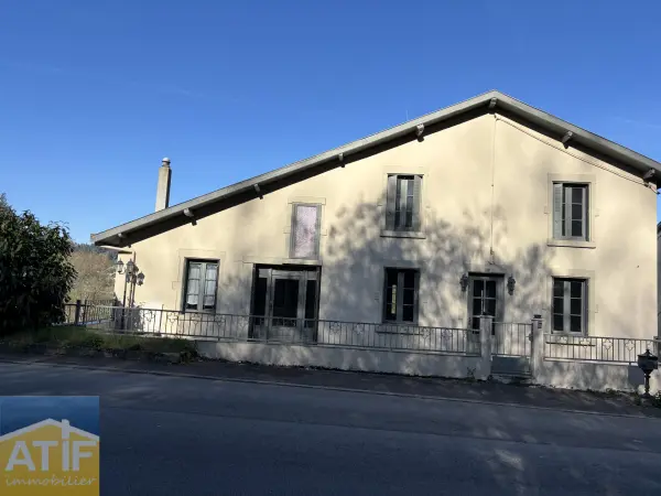 Saint-Just-en-Chevalet 42430 – Vente maison/villa 10&nbsp;pièces 3&nbsp;chambres