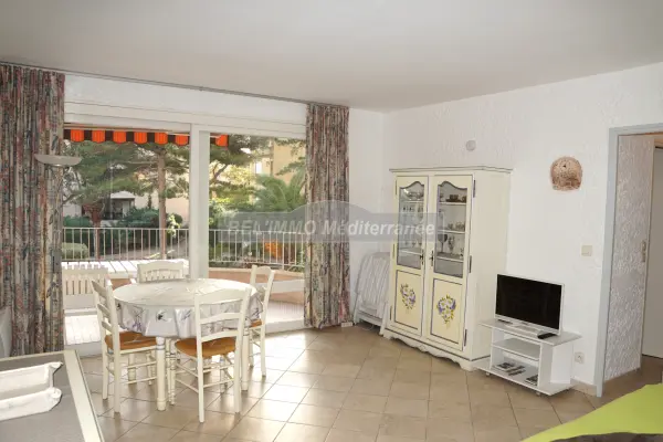 Cavalaire-sur-Mer 83240 – Vente appartement 2&nbsp;pièces 1&nbsp;chambre