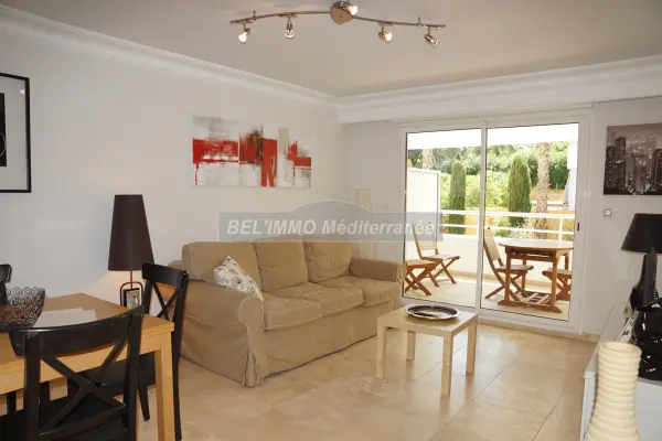Cavalaire-sur-Mer 83240 – Vente appartement 2&nbsp;pièces 1&nbsp;chambre