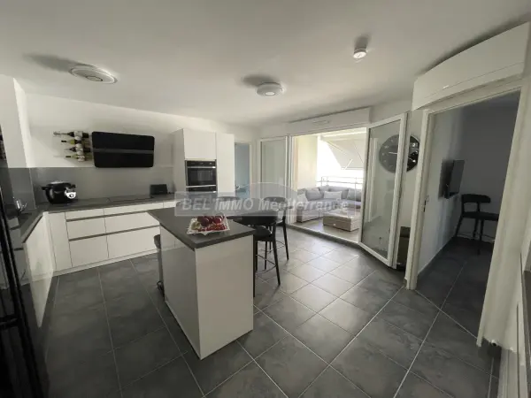Cavalaire-sur-Mer 83240 – Vente appartement 3&nbsp;pièces 2&nbsp;chambres
