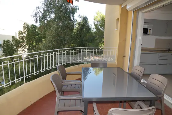Cavalaire-sur-Mer 83240 – Location vacances appartement 2&nbsp;pièces 2&nbsp;chambres