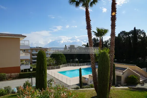 Cavalaire-sur-Mer 83240 – Location vacances appartement 3&nbsp;pièces 2&nbsp;chambres