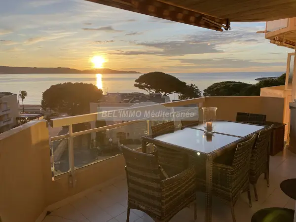 Cavalaire-sur-Mer 83240 – Location vacances appartement 3&nbsp;pièces 2&nbsp;chambres