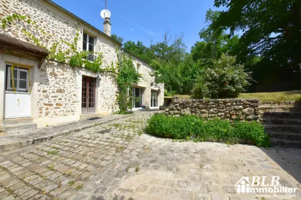Les Essarts-le-Roi 78690 – Vente maison/villa 7&nbsp;pièces 4&nbsp;chambres