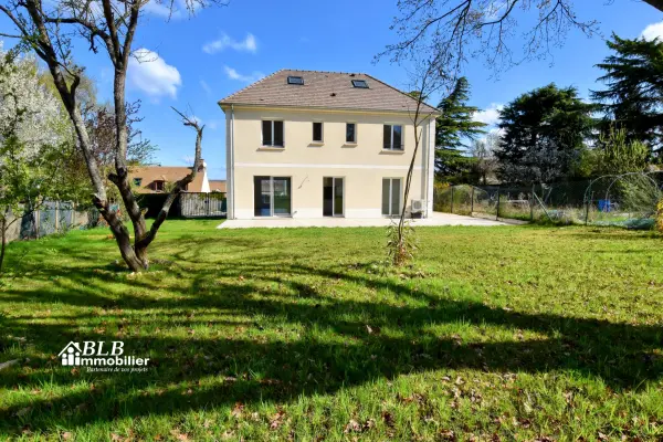 Maurepas 78310 – Vente maison/villa 7&nbsp;pièces 5&nbsp;chambres