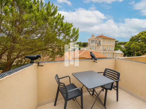 Saint-Raphaël 83700 – Vente appartement 2&nbsp;pièces 1&nbsp;chambre