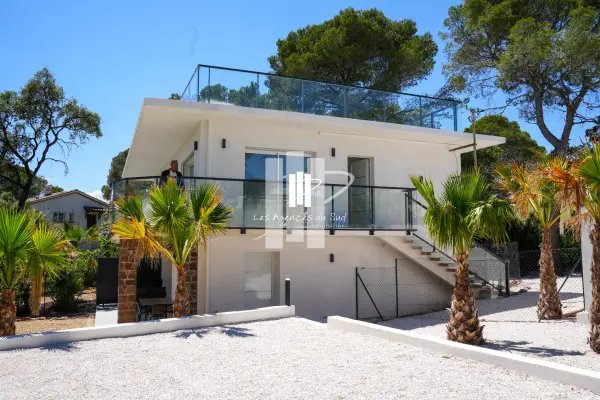 Saint-Raphaël 83700 – Vente appartement 3&nbsp;pièces 2&nbsp;chambres