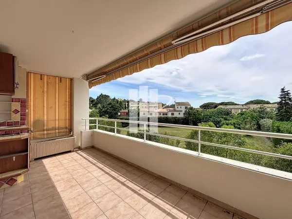 Saint-Raphaël 83700 – Vente appartement 5&nbsp;pièces 3&nbsp;chambres