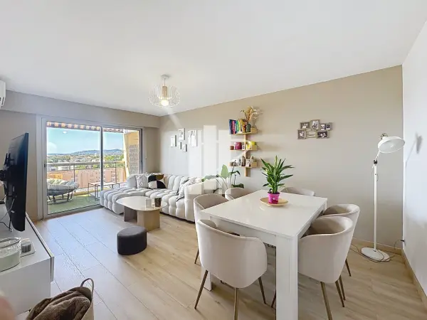 Fréjus 83600 – Vente appartement 3&nbsp;pièces 2&nbsp;chambres