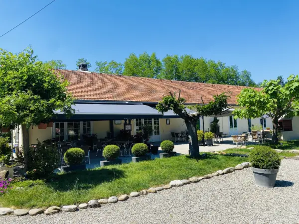 Rivel 11230 – Vente local 11&nbsp;pièces