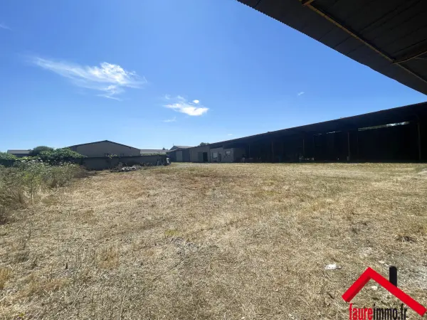 Objat 19130 – Vente local 1&nbsp;pièce