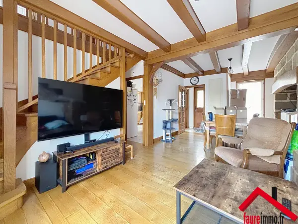 Objat 19130 – Location maison/villa 5&nbsp;pièces 4&nbsp;chambres