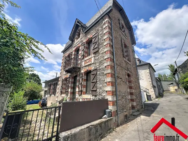 Allassac 19240 – Vente maison/villa 6&nbsp;pièces 4&nbsp;chambres