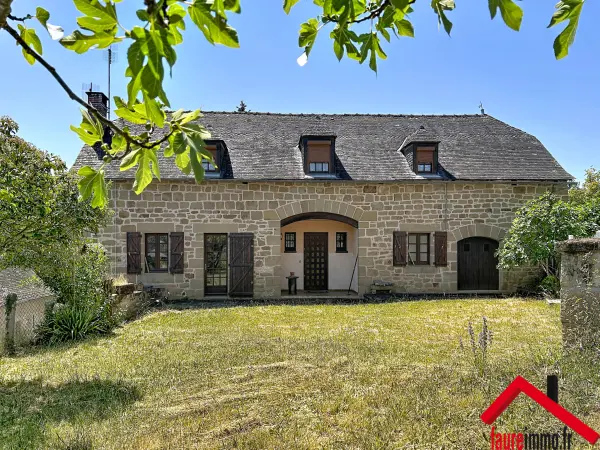 Lissac-sur-Couze 19600 – Vente maison/villa 8&nbsp;pièces 6&nbsp;chambres
