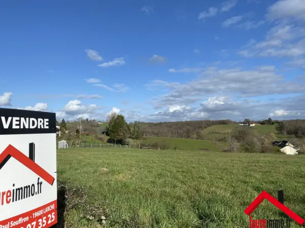 Saint-Pantaléon-de-Larche 19600 – Vente terrain
