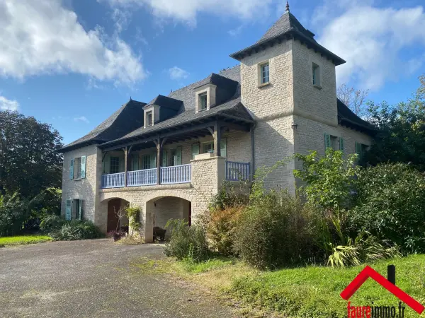 Saint-Pantaléon-de-Larche 19600 – Vente maison/villa 7&nbsp;pièces 5&nbsp;chambres