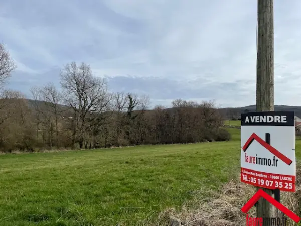Larche 19600 – Vente terrain