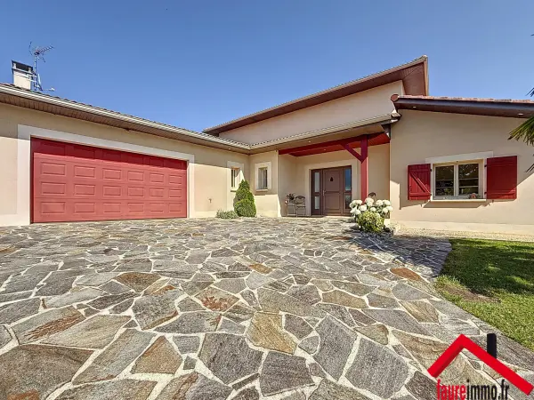 Ussac 19270 – Vente de prestige maison/villa 9&nbsp;pièces 5&nbsp;chambres