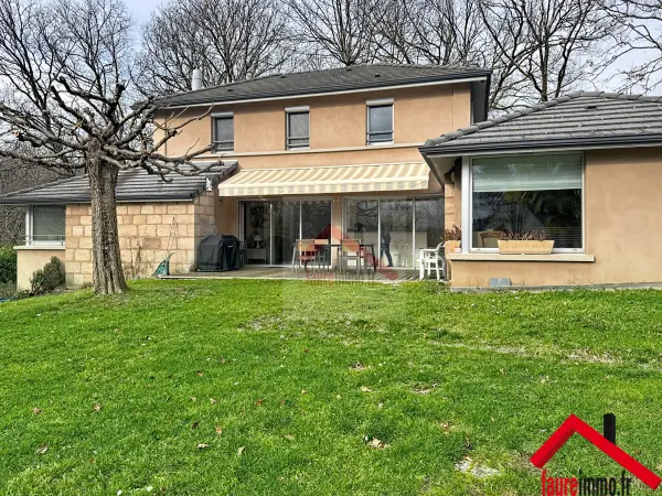 Brive-la-Gaillarde 19100 – Vente maison/villa 7&nbsp;pièces 4&nbsp;chambres