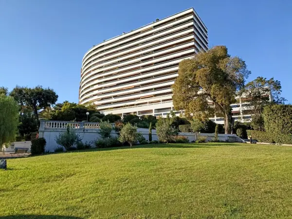 Marseille 13008 – Vente de prestige appartement 5&nbsp;pièces 3&nbsp;chambres