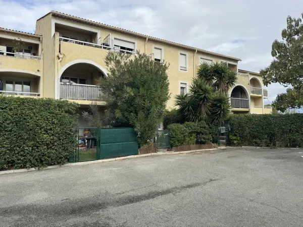 Fréjus 83600 – Vente immeuble 6&nbsp;pièces 4&nbsp;chambres