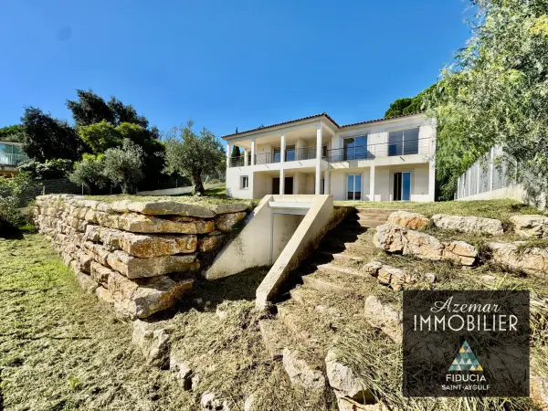 Saint Aygulf 83370 – Vente maison/villa 5&nbsp;pièces 4&nbsp;chambres