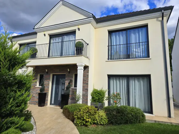 Le Plessis-Trévise 94420 – Vente maison/villa 6&nbsp;pièces 4&nbsp;chambres