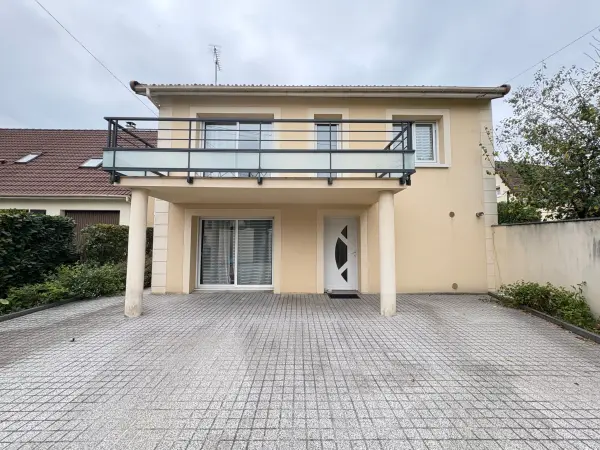 Champigny-sur-Marne 94500 – Vente maison/villa 6&nbsp;pièces 4&nbsp;chambres