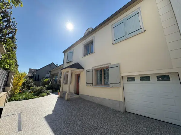 Champigny-sur-Marne 94500 – Vente maison/villa 6&nbsp;pièces 4&nbsp;chambres