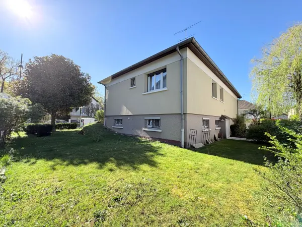 Le Plessis-Trévise 94420 – Vente maison/villa 6&nbsp;pièces 4&nbsp;chambres