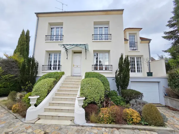 Le Plessis-Trévise 94420 – Vente maison/villa 6&nbsp;pièces 4&nbsp;chambres