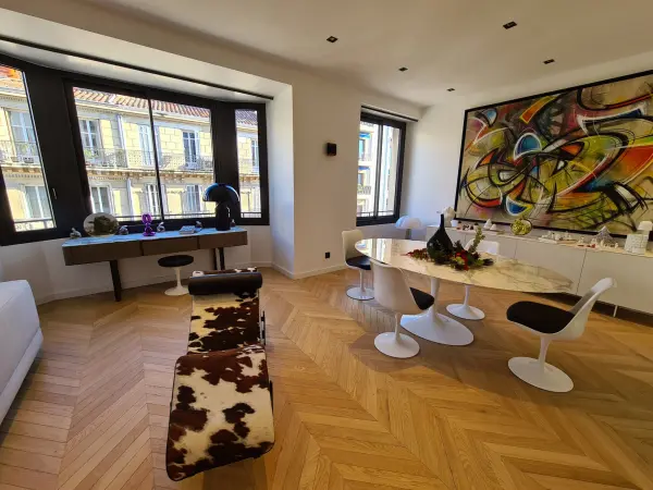 Marseille 13008 – Vente de prestige appartement 4&nbsp;pièces 2&nbsp;chambres