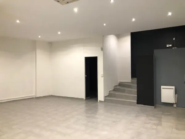 Marseille 13008 – Vente local