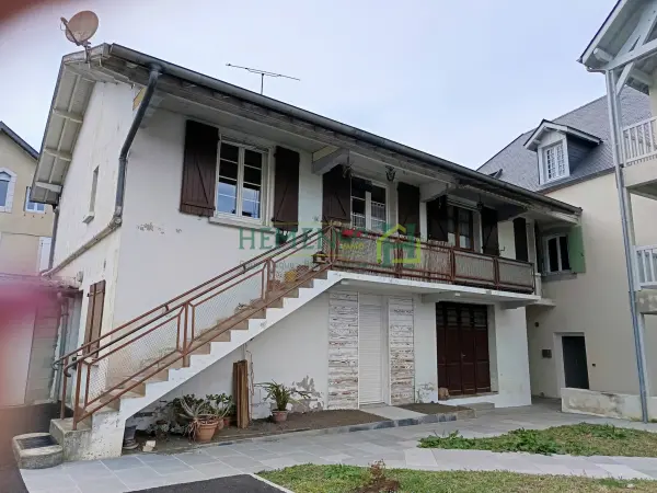 Mauléon-Licharre 64130 – Vente immeuble 4&nbsp;chambres