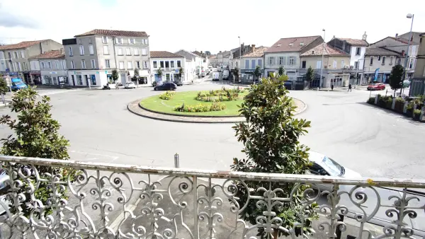 Auch 32000 – Vente local