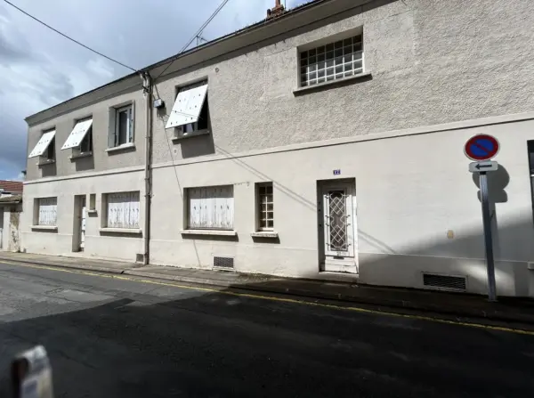 Châtellerault 86100 – Vente immeuble 7&nbsp;pièces 6&nbsp;chambres