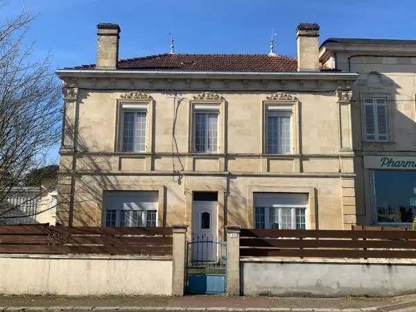 Gornac 33540 – Vente maison/villa 8&nbsp;pièces 5&nbsp;chambres