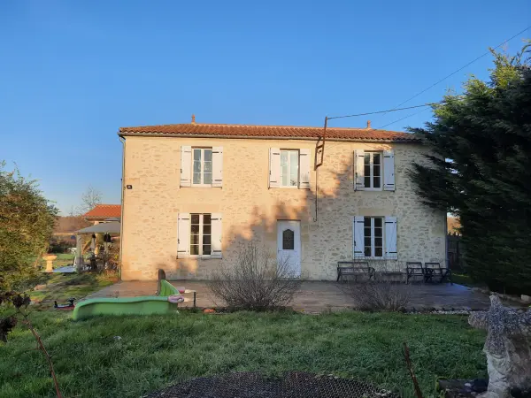 Sauveterre-de-Guyenne 33540 – Vente maison/villa 5&nbsp;pièces 3&nbsp;chambres