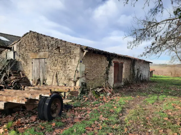 Sauveterre-de-Guyenne 33540 – Vente inconnu 1&nbsp;pièce