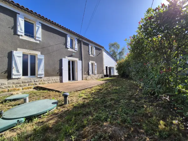 Saint-Hilaire-du-Bois 33540 – Vente maison/villa 4&nbsp;pièces 3&nbsp;chambres