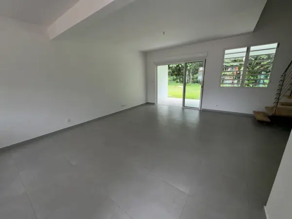 Matoury 97351 – Location maison/villa 5&nbsp;pièces 4&nbsp;chambres