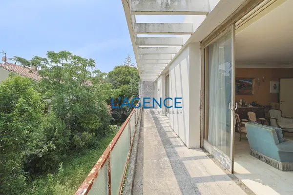 Hyères 83400 – Vente maison/villa 10&nbsp;pièces 8&nbsp;chambres