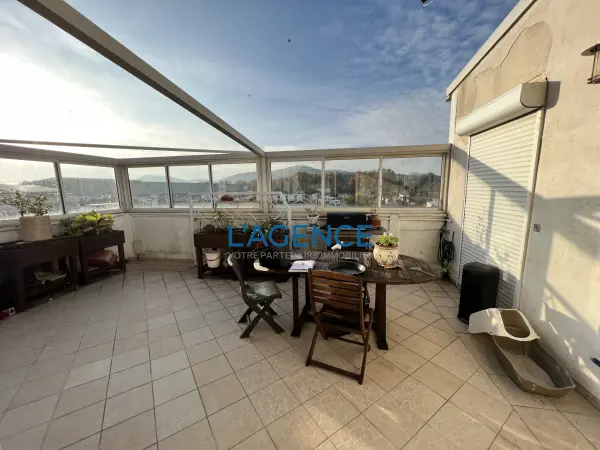 La Crau 83260 – Vente local 3&nbsp;chambres