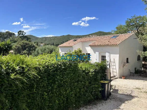 Hyères 83400 – Vente maison/villa 6&nbsp;pièces 3&nbsp;chambres
