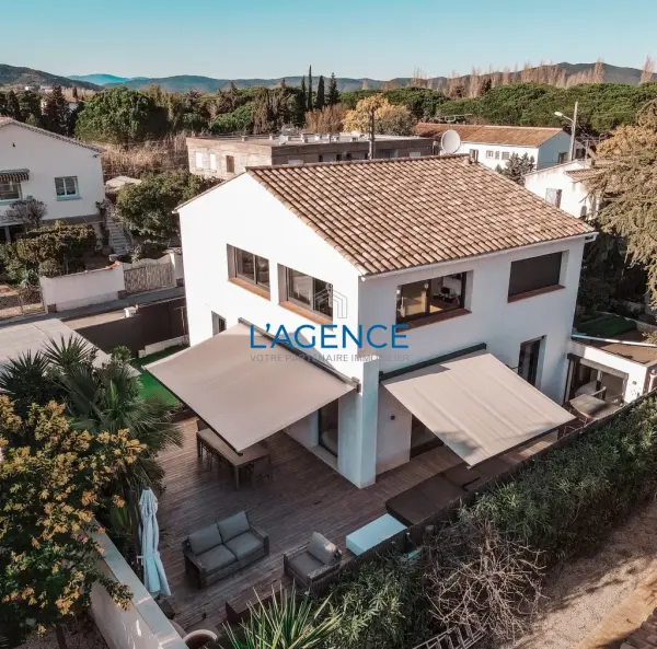 Hyères 83400 – Vente maison/villa 8&nbsp;pièces 6&nbsp;chambres