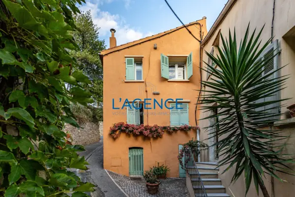 Hyères 83400 – Vente maison/villa 5&nbsp;pièces 3&nbsp;chambres