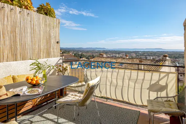 Hyères 83400 – Vente maison/villa 5&nbsp;pièces 3&nbsp;chambres