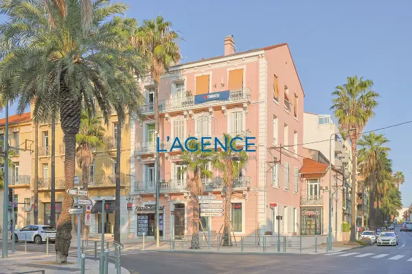 Hyères 83400 – Vente appartement 4&nbsp;pièces 3&nbsp;chambres