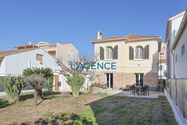 Hyères 83400 – Vente maison/villa 4&nbsp;pièces 3&nbsp;chambres